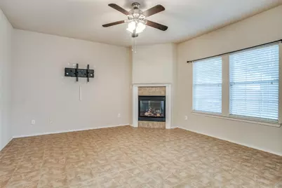 187 Castleridge Drive #B, Little Elm, TX 75068 - Photo 3