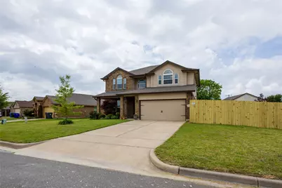 10008 Iron Horse Trail, Waco, TX 76708 - Photo 3