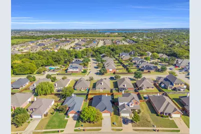 517 Highmoor Court, Oak Point, TX 75068 - Photo 31