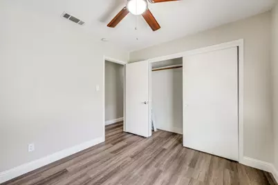 6207 Patriotic Court, Arlington, TX 76002 - Photo 17