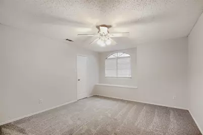 1614 Powder Horn Lane, Arlington, TX 76018 - Photo 19