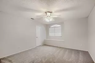 1614 Powder Horn Ln, Arlington, TX 76018 - Photo 19