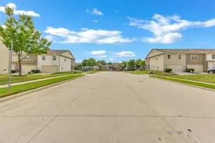 6928 Carrington Ln, Fort Worth, TX 76137 - Photo 35