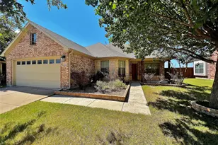 7235 La Mancha, Grand Prairie, TX 75054 - Photo 1