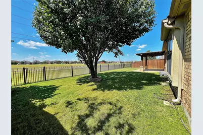 7235 La Mancha, Grand Prairie, TX 75054 - Photo 25