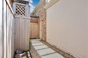 31 Stonecourt Dr, Dallas, TX 75225 - Photo 37