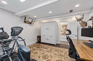 31 Stonecourt Dr, Dallas, TX 75225 - Photo 35