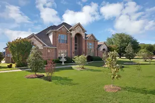 1611 Mustang Ct, Cedar Hill, TX 75104 - Photo 3