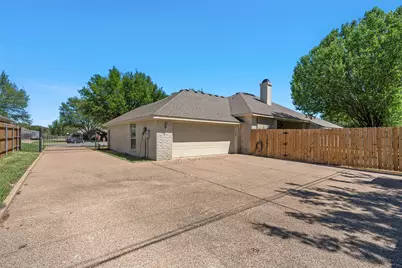 1209 Stonehill Circle, Hewitt, TX 76643 - Photo 21