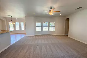 210 Billo Ct, Weatherford, TX 76087 - Photo 13