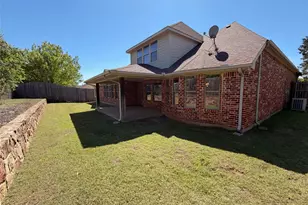 210 Billo Ct, Weatherford, TX 76087 - Photo 5
