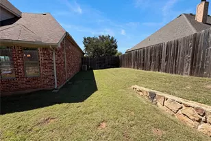 210 Billo Ct, Weatherford, TX 76087 - Photo 17