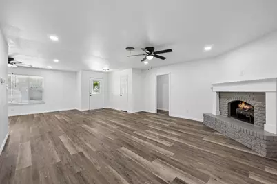 913 N Main Street, Springtown, TX 76082 - Photo 9