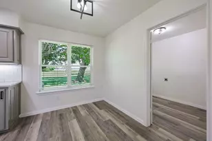 913 N Main St, Springtown, TX 76082 - Photo 19