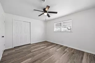 913 N Main St, Springtown, TX 76082 - Photo 13