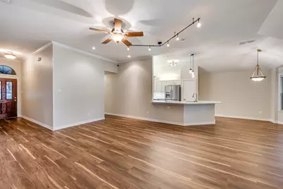 4817 Dogleg Drive, Haltom City, TX 76117 - Photo 3