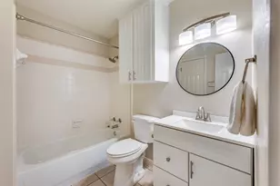 4817 Dogleg Dr, Haltom City, TX 76117 - Photo 9