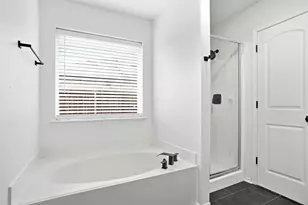 215 Willow Creek Ln, Terrell, TX 75160 - Photo 11