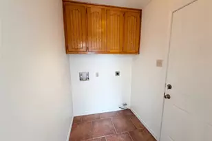 1302 Belvon Pl, Cleburne, TX 76033 - Photo 9