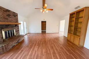 1302 Belvon Pl, Cleburne, TX 76033 - Photo 7