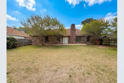 1302 Belvon Place, Cleburne, TX 76033 - Photo 5