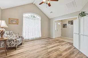 8240 Woodstream Dr, Frisco, TX 75034 - Photo 9