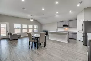11441 Silver Queen Dr, Aubrey, TX 76227 - Photo 5