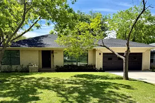 805 Scottsdale Dr, Richardson, TX 75080 - Photo 1