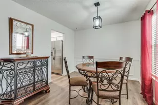 627 Lemon Dr, Arlington, TX 76018 - Photo 11