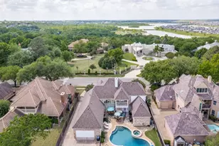 2821 Shadow Dr W, Arlington, TX 76006 - Photo 37