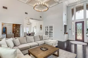 2821 Shadow Dr W, Arlington, TX 76006 - Photo 5