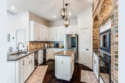 2821 Shadow Drive W, Arlington, TX 76006 - Photo 15