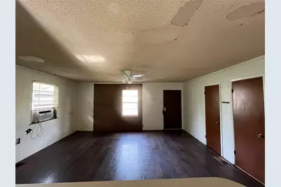 320 S Manson Street, Wolfe City, TX 75496 - Photo 13