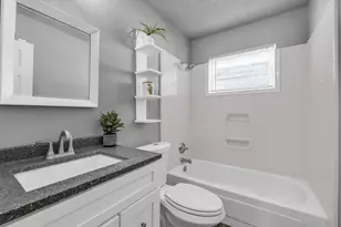 1208 Southwood Dr, Woodway, TX 76712 - Photo 27