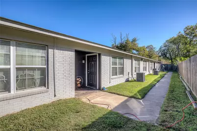 214 Locust Street S, Sulphur Springs, TX 75482 - Photo 19