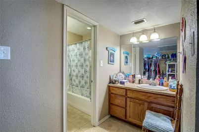 214 Locust Street S, Sulphur Springs, TX 75482 - Photo 17