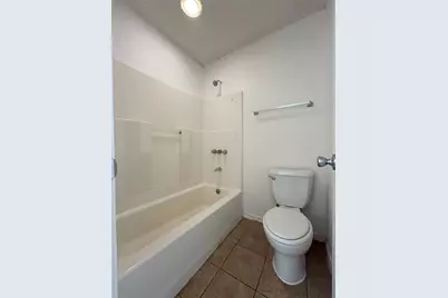 214 Locust Street S, Sulphur Springs, TX 75482 - Photo 11