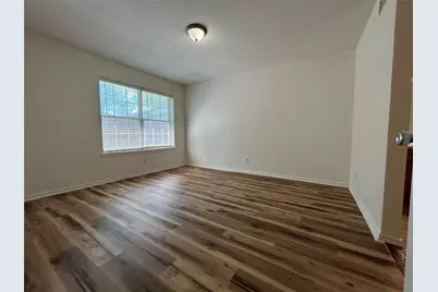 214 Locust Street S, Sulphur Springs, TX 75482 - Photo 7