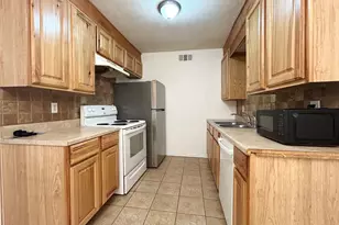 214 Locust St S, Sulphur Springs, TX 75482 - Photo 5