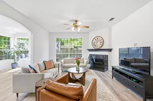 239 High Pointe Ln, Cedar Hill, TX 75104 - Photo 5