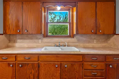 2615 W Johnson Street, Denison, TX 75020 - Photo 17