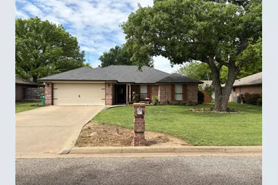 1808 N Cypress Avenue, Stephenville, TX 76401 - Photo 1