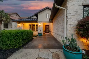 2210 Stone Hollow Dr, Rowlett, TX 75088 - Photo 3