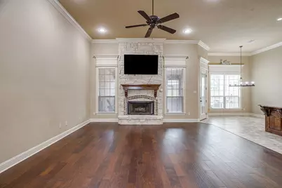 2217 Augustine, Waco, TX 76712 - Photo 7