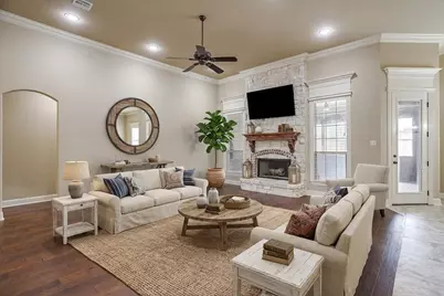 2217 Augustine, Waco, TX 76712 - Photo 5