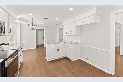 502 Crestview Drive, Grapevine, TX 76051 - Photo 17