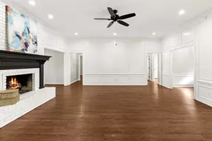 502 Crestview Dr, Grapevine, TX 76051 - Photo 11