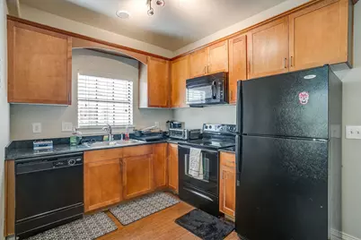 2410 S 2nd Street, Waco, TX 76706 - Photo 13