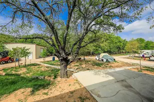 775 Phillips Dr, Azle, TX 76020 - Photo 3