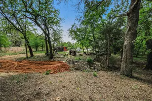 775 Phillips Dr, Azle, TX 76020 - Photo 39